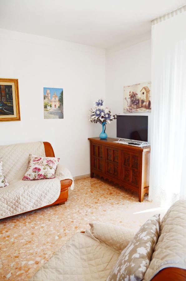 La Piazza - Appartamento Vacanze Piana Battolla Exterior foto