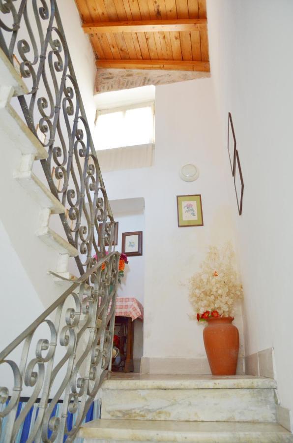 La Piazza - Appartamento Vacanze Piana Battolla Exterior foto